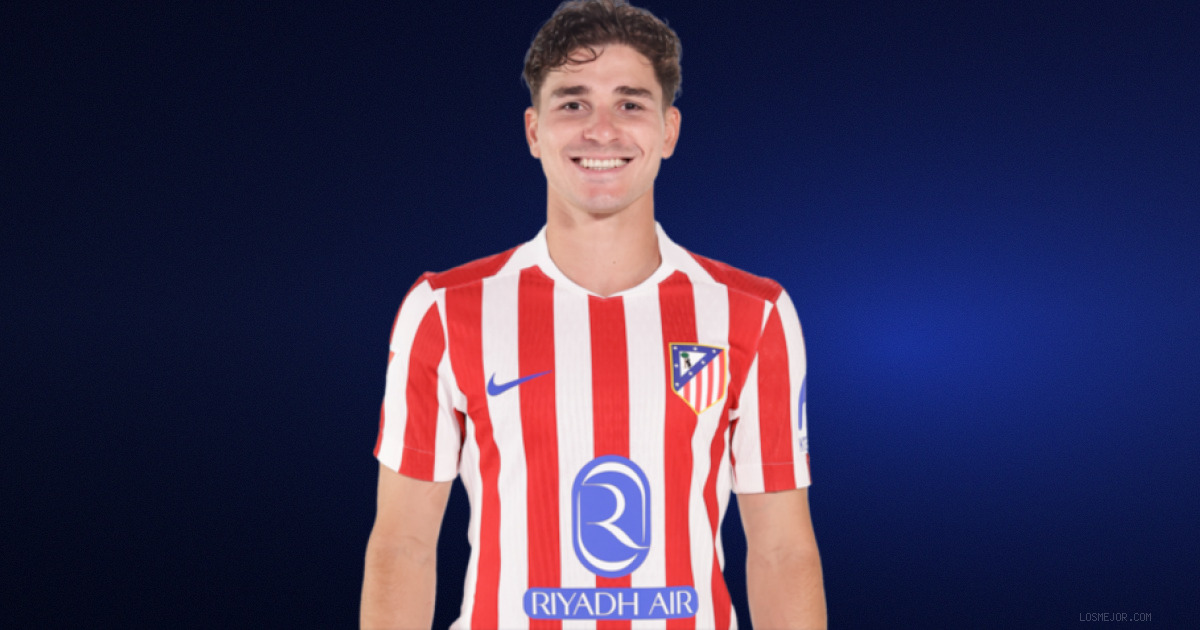 Gary Neville Urges Arsenal to Snag Julian Alvarez Before Transfer Deadline