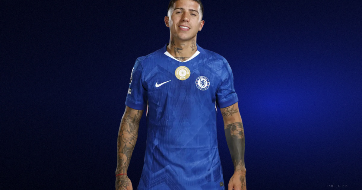 Enzo Fernandez Transfer Deadline Looms for Chelsea