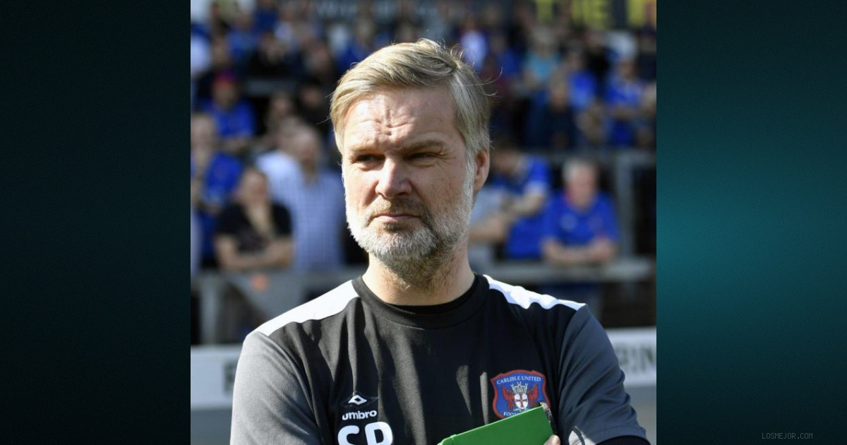 Steven Pressley Signs New Dundee Deal Amidst Uncertainty