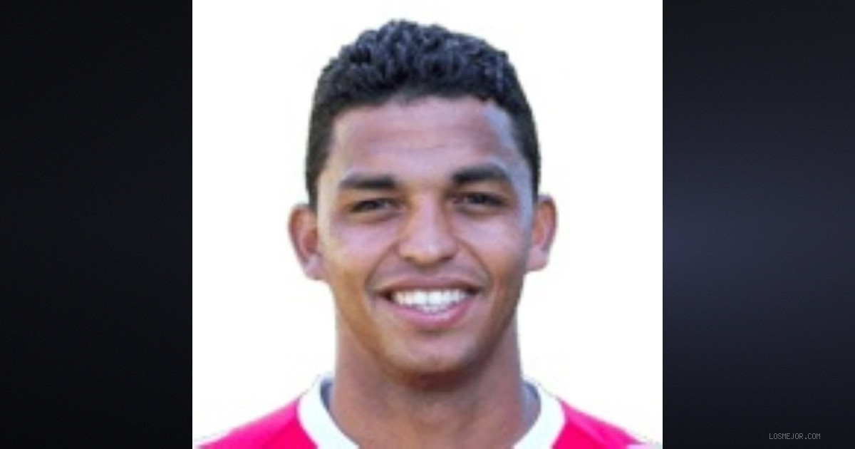 Alisson Santos Joins Napoli Permanently for €20m