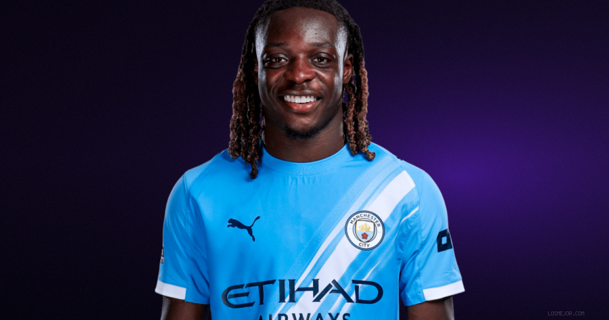 Jeremy Doku Signs New Manchester City Deal Until 2031