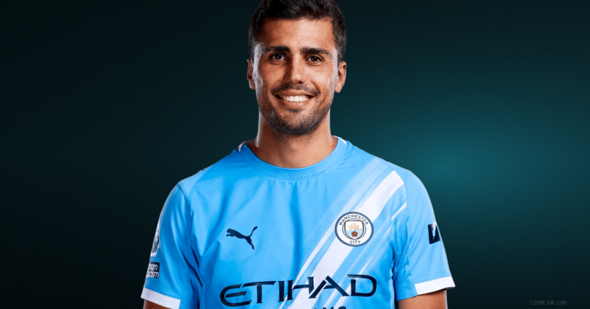 Rodri to Undergo Back Surgery Amid Transfer Speculation