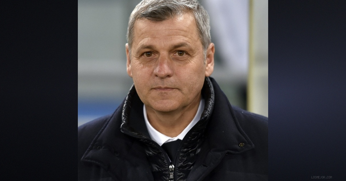 Marseille Face Squad Overhaul as Manager Bruno Génésio Remains in Charge