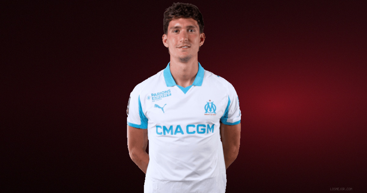 AS Roma Make Loan Offer With Option to Buy Marseille Defender Leonardo Balerdi