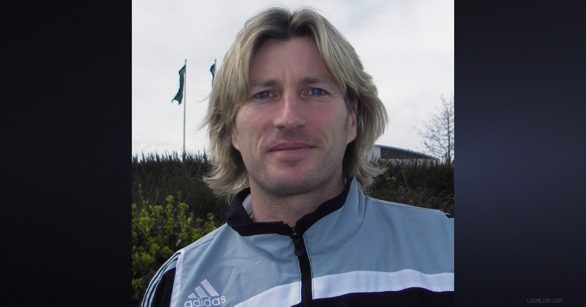 Robbie Savage Takes Charge at Peterborough United: A Fresh League One Challenge