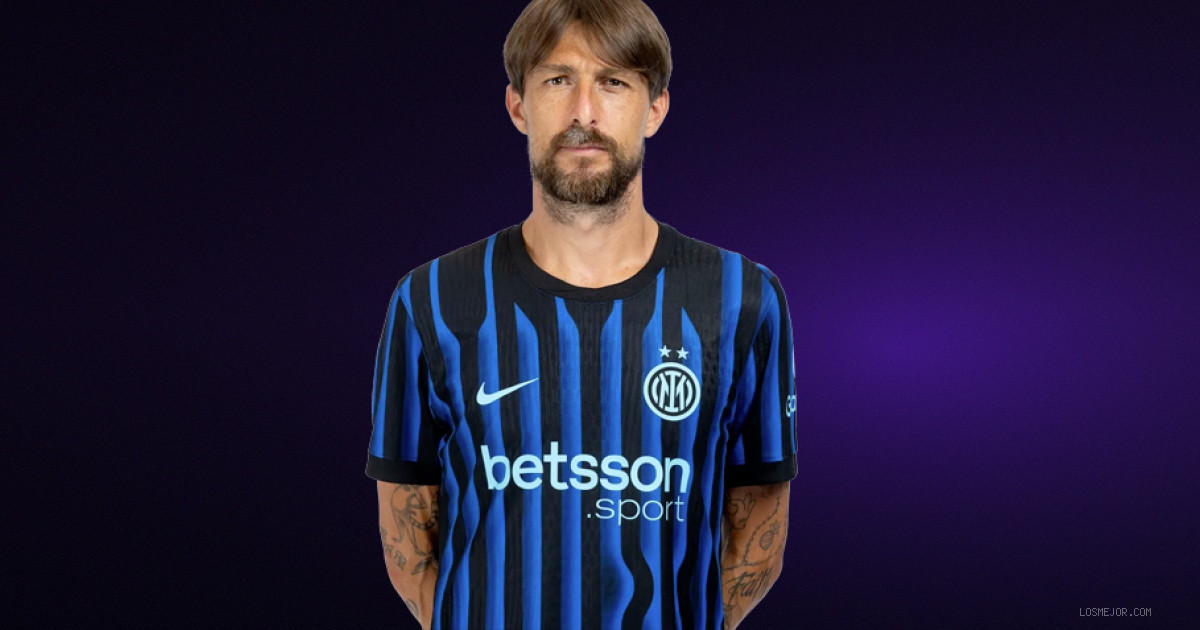Francesco Acerbi Linked to Sassuolo Return