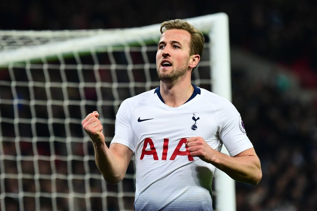 Harry kane celebrates after scoring